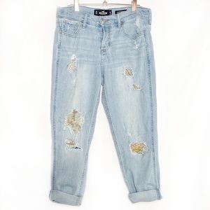 Hollister • Map Print Destroyed Boyfriend Jeans
